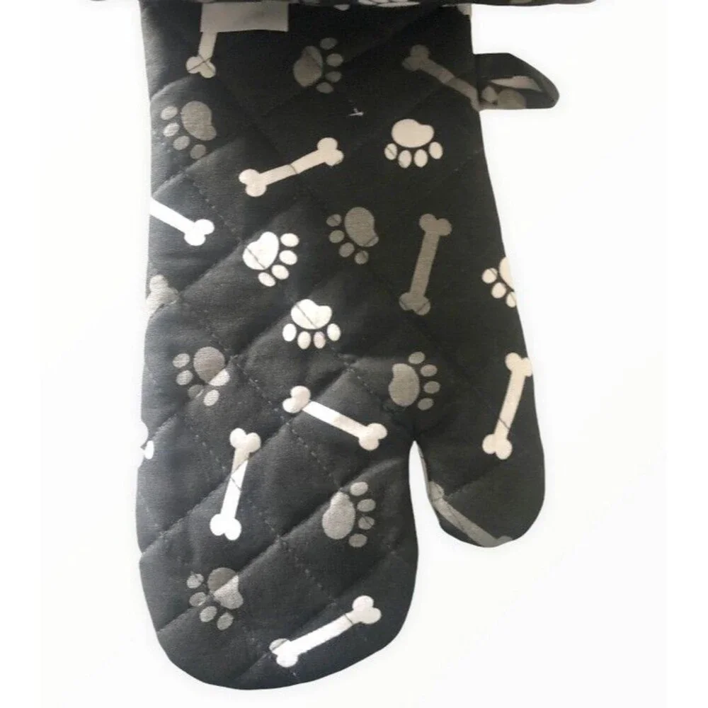 Dogs Welcome Kitchen Oven Mitt Potholder Dog Bones Paw Prints Pet Black Set of 2